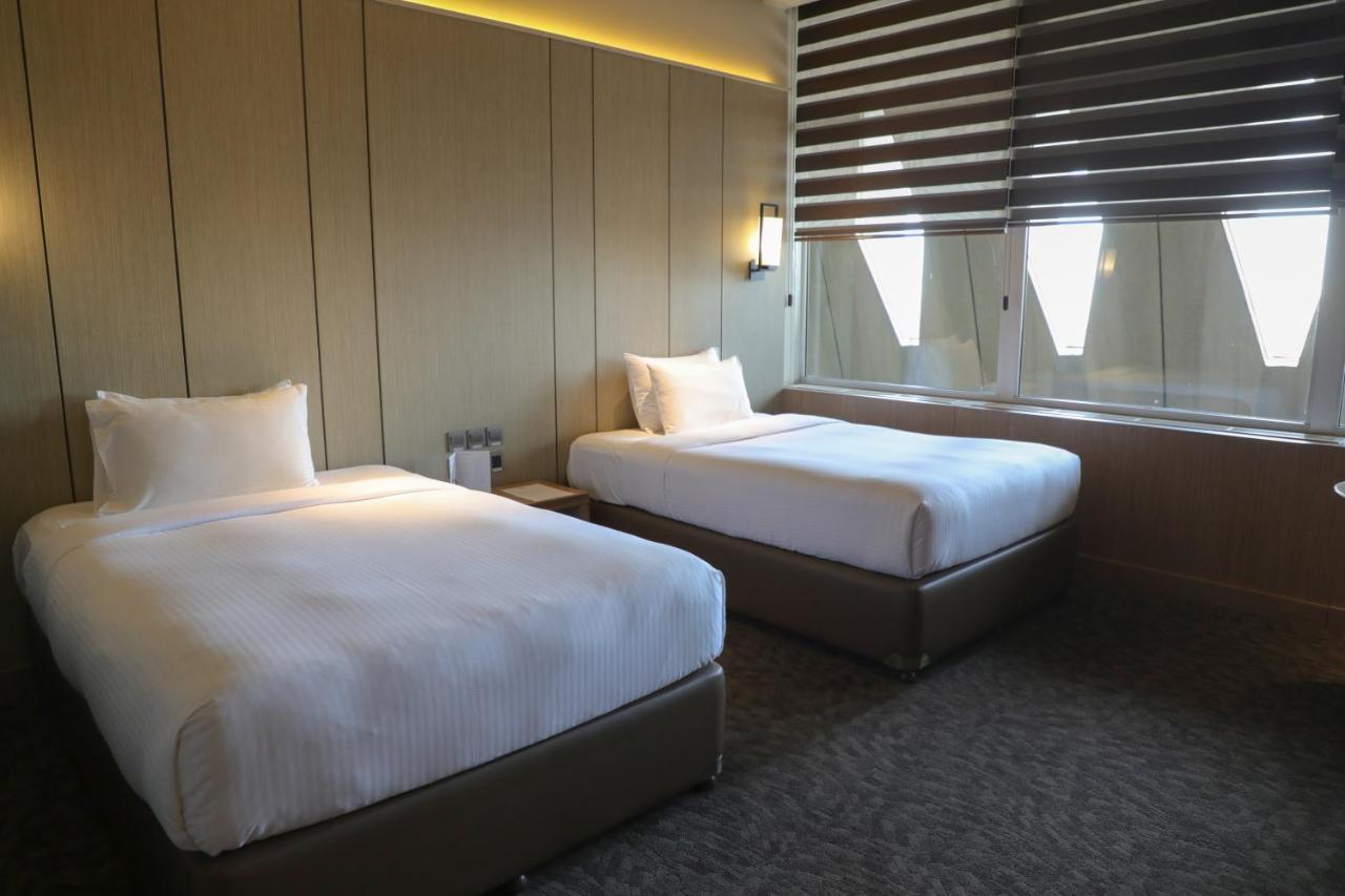 Abu Dhabi Airport Hotel T1 International Departures 外观 照片